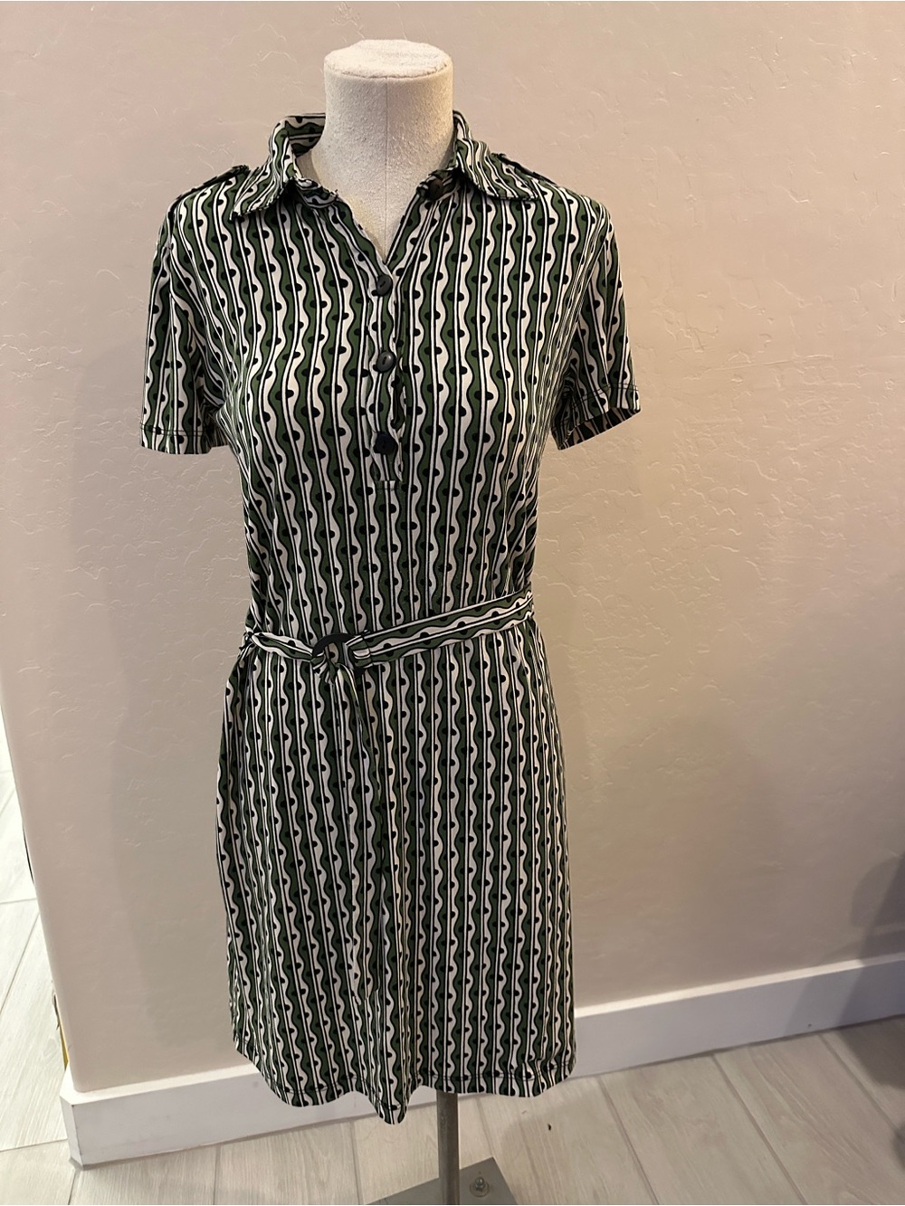 Max Studio Green & White Short Sleeve Shirt Dress